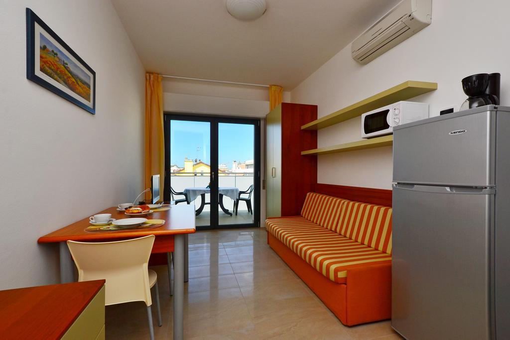 Residenza Verde Lignano Sabbiadoro Ngoại thất bức ảnh