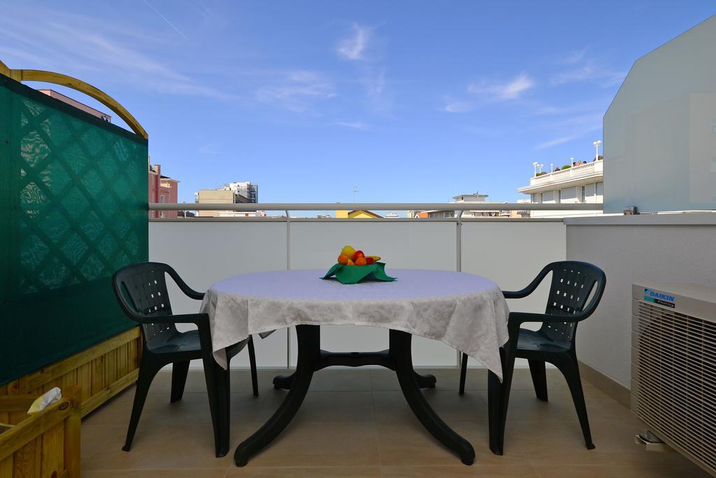 Residenza Verde Lignano Sabbiadoro Ngoại thất bức ảnh
