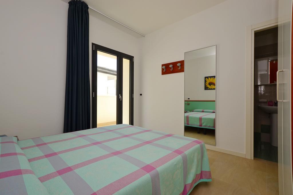 Residenza Verde Lignano Sabbiadoro Phòng bức ảnh